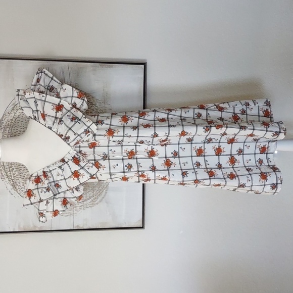 New Zara Flutter Sleeves Dress Size L - Picture 1 of 11